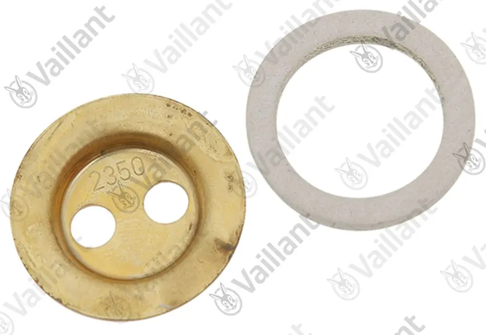 Zwei verschiedene Düsen im Bild, eine aus Metall mit zwei Löchern und eine aus grauem Material, beide von der Marke Vaillant.